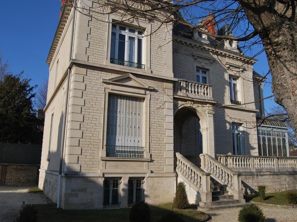Gite La Tour Boileau Troyes Eksteriør bilde